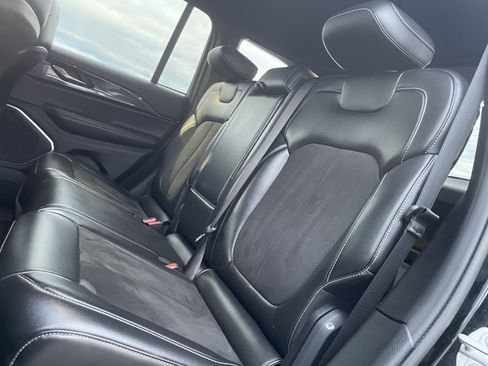 Used 2022 Jeep Grand Cherokee Altitude image 13