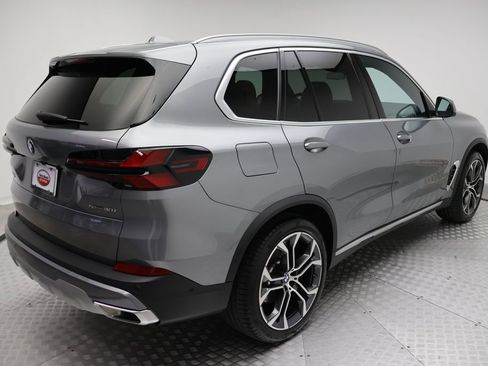 Used 2026 BMW X5 sDrive40i w/ Premium Package RWD image 8