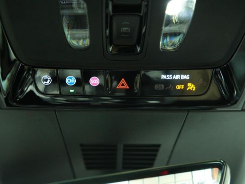 Used 2026 Cadillac Lyriq Signature Luxury w/ Nappa Leather Package AWD/4WD image 46
