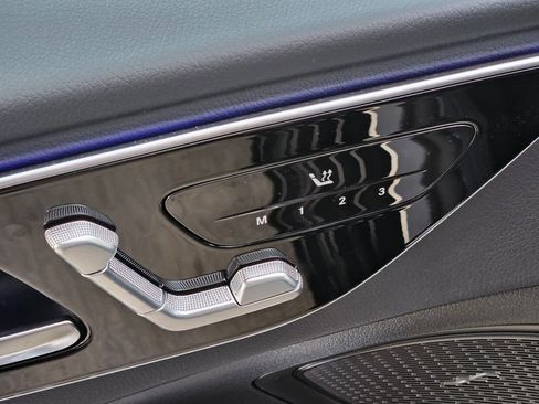 New 2026 Mercedes-Benz C 300 4MATIC Sedan image 17