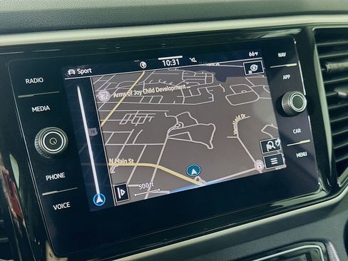 Used 2021 Volkswagen Atlas SEL Premium image 28