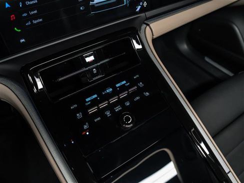 New 2026 Porsche Panamera 4S image 27