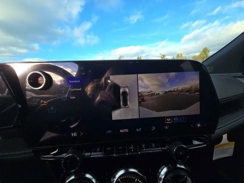 New 2026 Chevrolet Blazer EV LT image 14