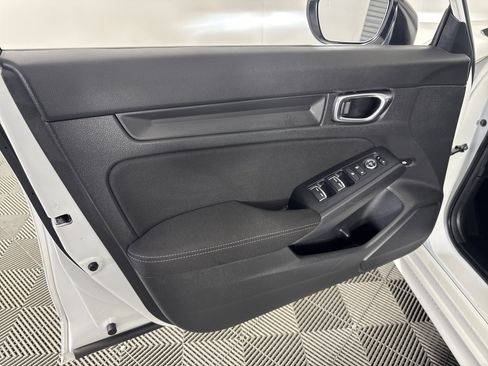 Certified 2025 Honda Civic Sport image 13