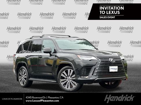 Used 2025 Lexus LX 600 4WD w/ Appearance Package image 1