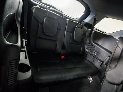Used 2023 Ford Explorer XLT w/ Equipment Group 202A AWD/4WD image 14