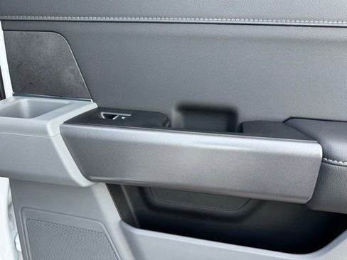 New 2025 Ford F150 XLT w/ Equipment Group 302A MID image 19