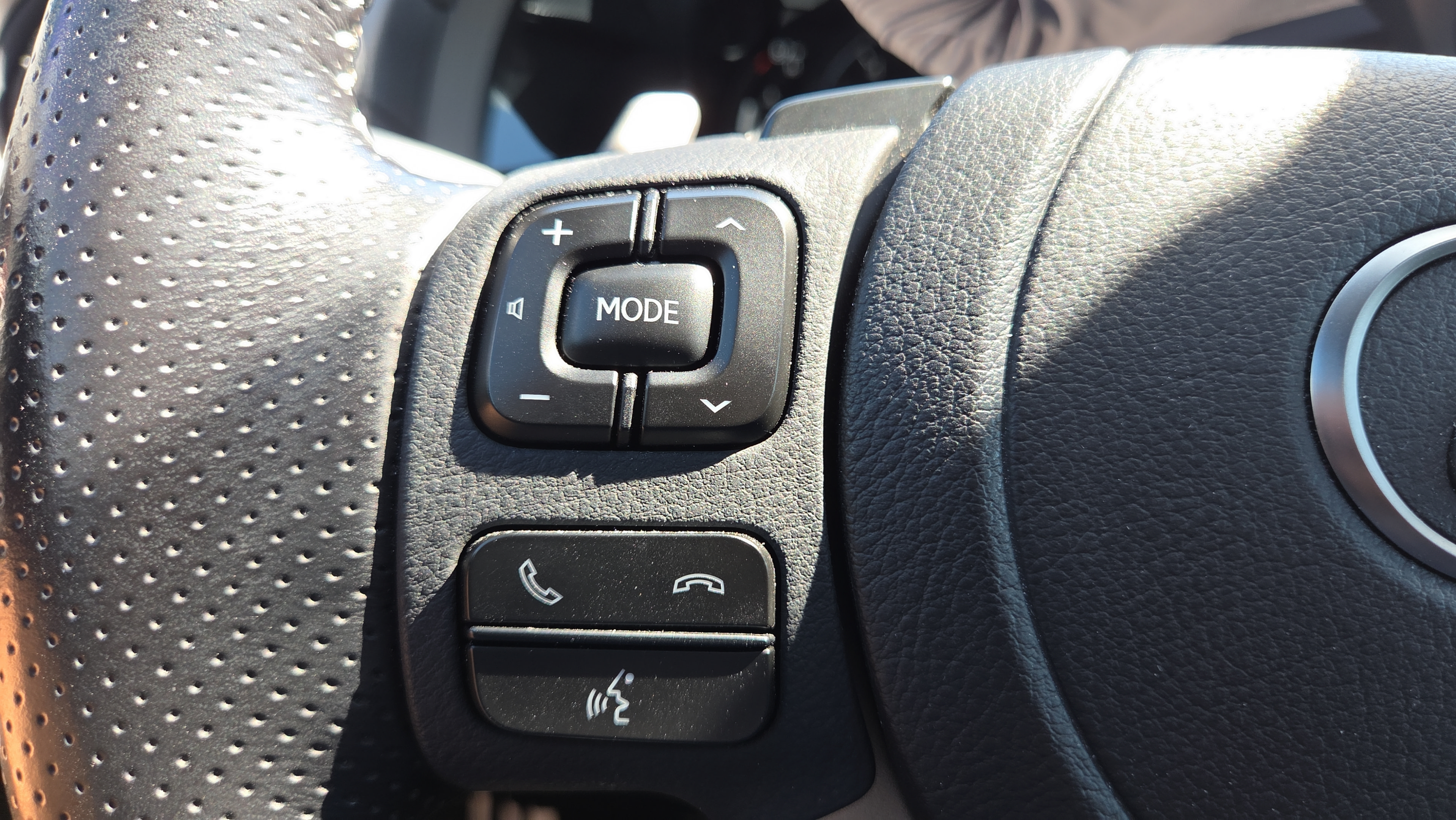 Used 2022 Lexus IS 350 F Sport RWD image 23