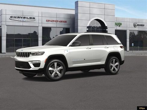 New 2023 Jeep Grand Cherokee 4xe image 2