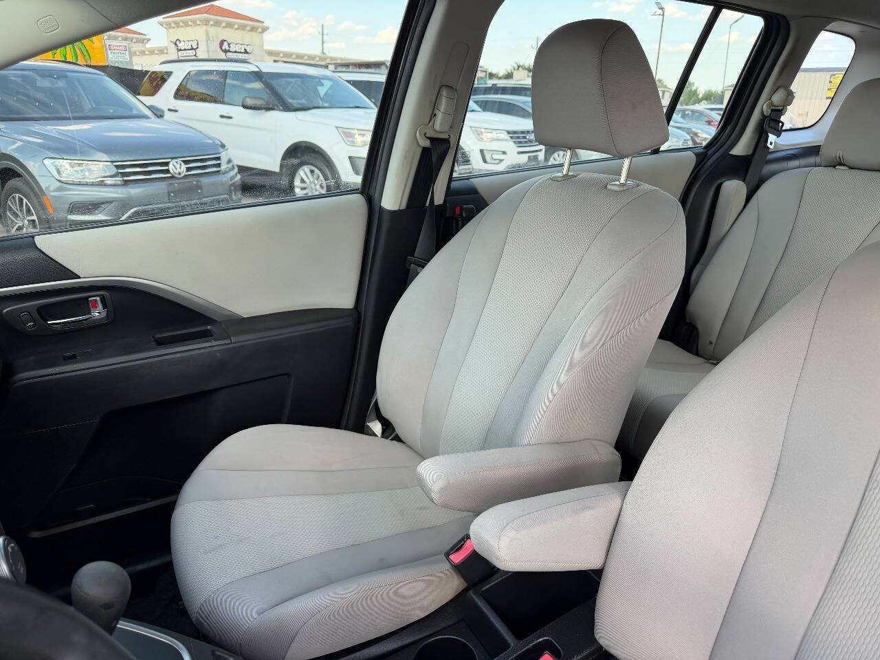 Used 2014 MAZDA MAZDA5 Sport FWD image 34