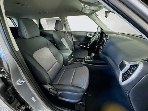 New 2025 Kia Soul LX image 25