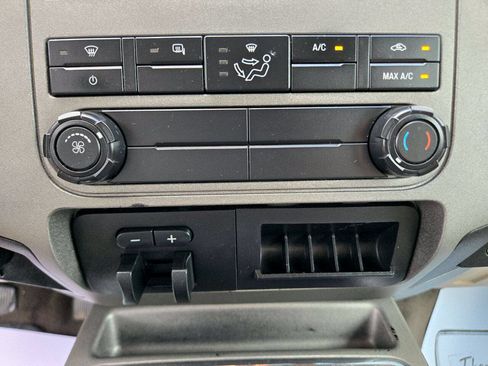 Used 2012 Ford F250 XLT w/ XLT Premium Pkg AWD/4WD image 35