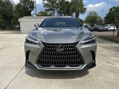 Used 2024 Lexus NX 250 FWD image 17