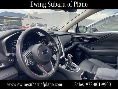 Used 2023 Subaru Outback Touring AWD/4WD image 5