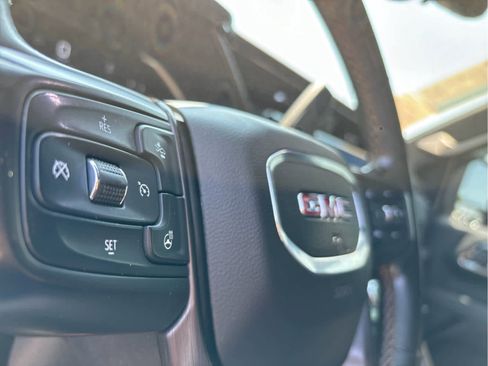 Used 2024 GMC Sierra 2500 AT4 w/ AT4 Premium Plus Package image 12