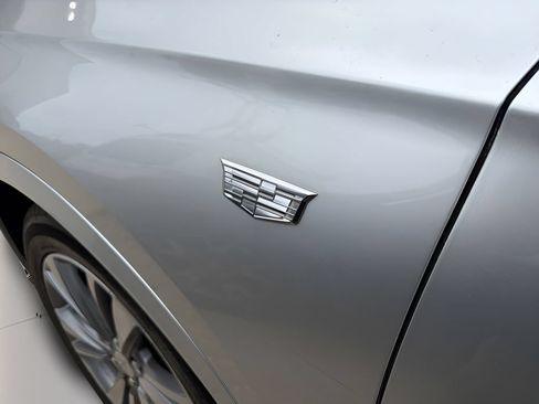 Used 2020 Cadillac XT6 Premium Luxury FWD image 17