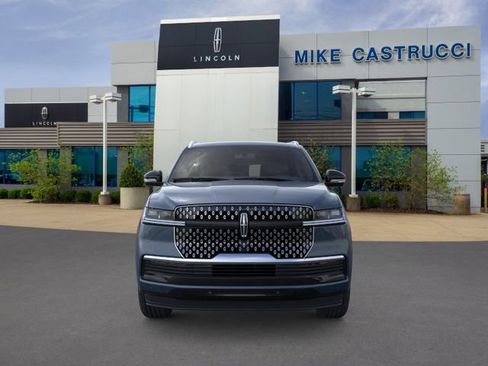New 2026 Lincoln Navigator L Reserve AWD/4WD image 7