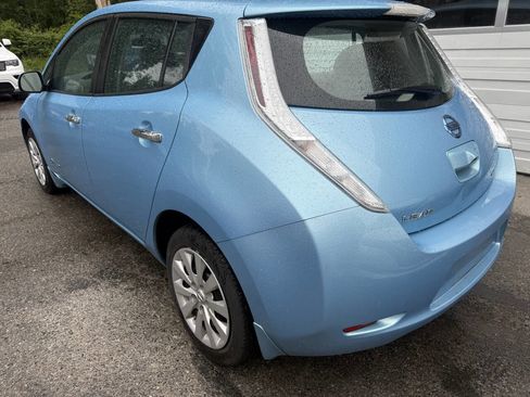 Used 2015 Nissan Leaf S w/ Charge Package FWD image 5