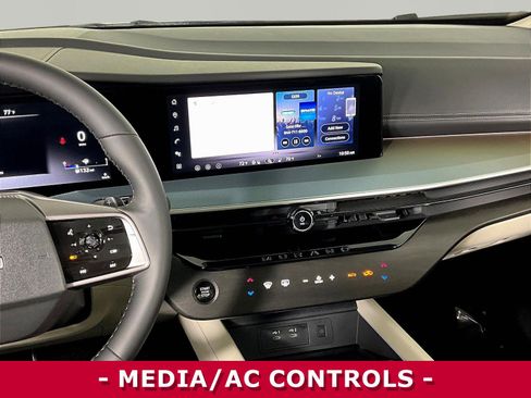 Certified 2025 Nissan Murano SL w/ Cargo Package AWD/4WD image 9