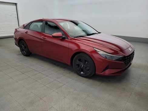 Used 2023 Hyundai Elantra SEL w/ Cargo Package FWD image 13