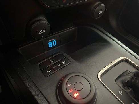 Used 2023 Ford Ranger Lariat w/ Equipment Group 501A High image 28