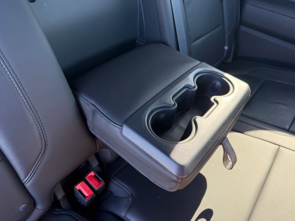 Used 2019 Chevrolet Silverado 1500 High Country w/ High Country Premium Package AWD/4WD image 40