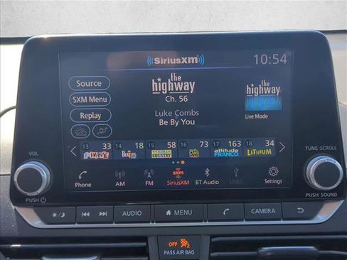 Used 2022 Nissan Altima 2.5 SR w/ Midnight Edition Package image 10