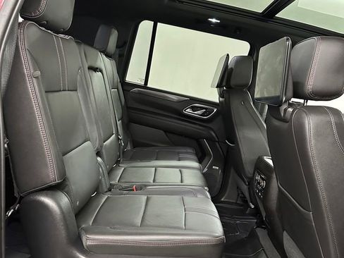 Used 2021 Chevrolet Suburban RST w/ Luxury Package AWD/4WD image 38