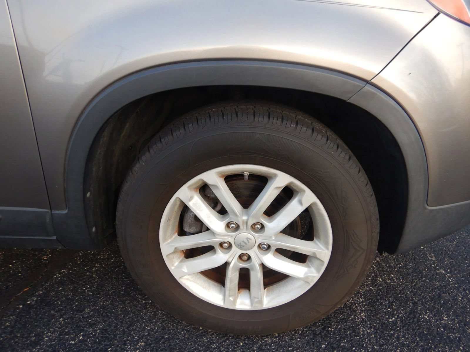 Used 2014 Kia Sorento LX FWD image 23