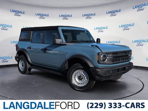 Used 2022 Ford Bronco 4-Door image 1