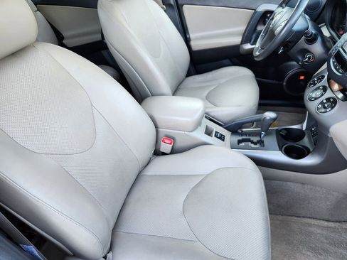 Used 2008 Toyota RAV4 Limited image 19