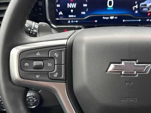Used 2024 Chevrolet Silverado 1500 LT Trail Boss w/ LT Trail Boss Premium Package AWD/4WD image 28