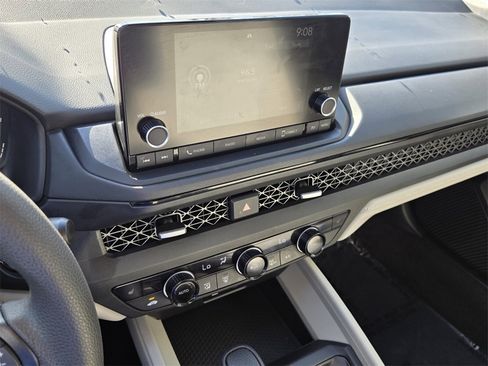 Used 2025 Honda Accord SE image 20