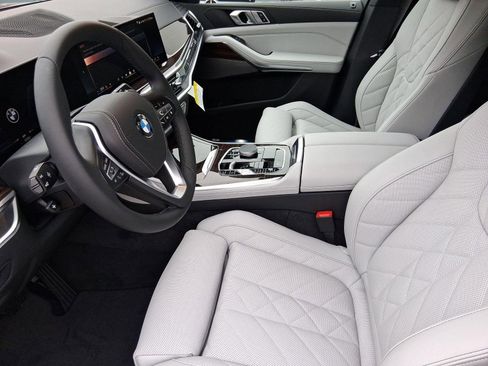 Used 2026 BMW X5 xDrive40i w/ Premium Package AWD/4WD image 5