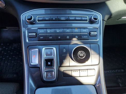 Certified 2023 Hyundai Santa Fe SEL w/ Winter Weather Package image 31