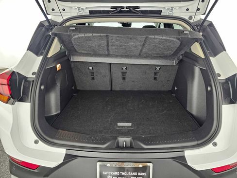 Used 2025 Buick Encore GX Preferred w/ Advanced Technology Package image 14