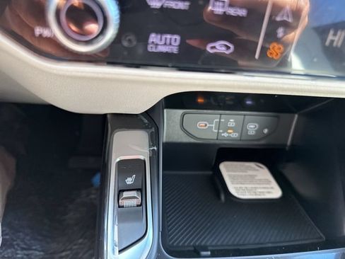 New 2026 Kia Sorento S AWD/4WD image 36