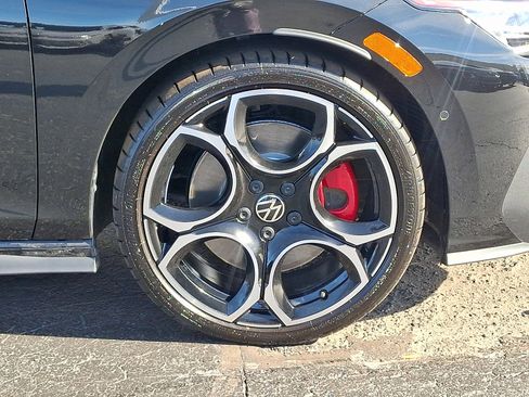 Certified 2025 Volkswagen GTI Autobahn image 8