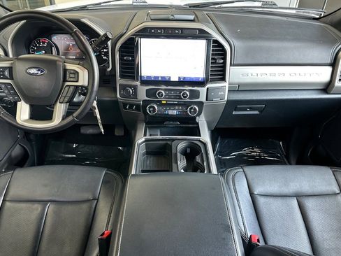 Used 2022 Ford F250 Lariat w/ Chrome Package AWD/4WD image 16