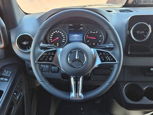 New 2025 Mercedes-Benz Sprinter 2500 image 16
