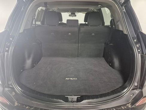 Used 2018 Toyota RAV4 XLE image 13