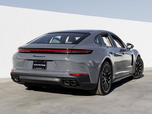 New 2026 Porsche Panamera 4 image 7