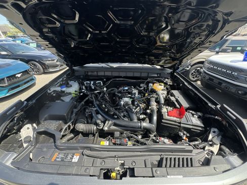 New 2025 Ford Bronco Badlands image 36