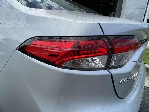 Used 2024 Toyota Corolla LE FWD image 11