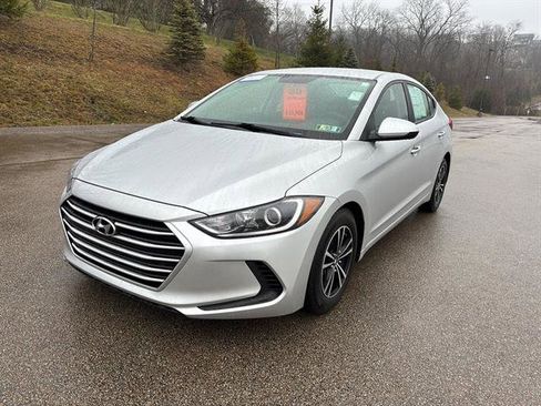 Used 2018 Hyundai Elantra SE w/ SE Connectivity Package 04 image 8