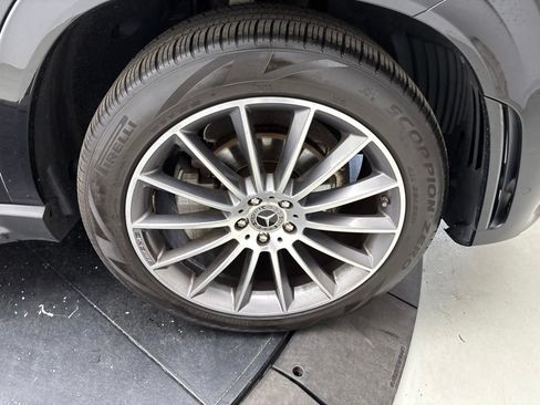 Used 2022 Mercedes-Benz GLE 350 4MATIC image 17
