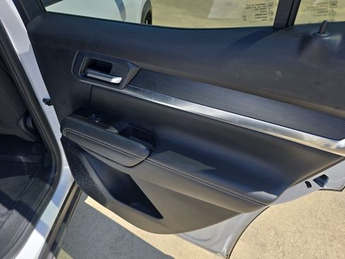 Used 2025 GMC Terrain Elevation FWD image 17