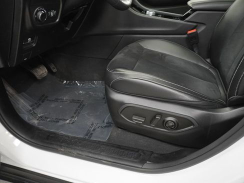 Used 2023 Jeep Grand Cherokee Altitude image 39