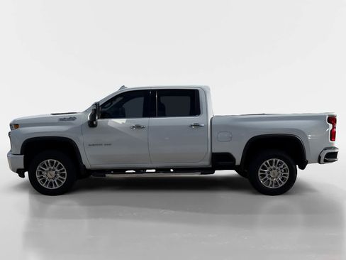 Used 2021 Chevrolet Silverado 3500 High Country image 2
