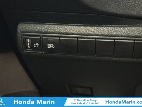 Used 2023 Toyota Corolla LE FWD image 31